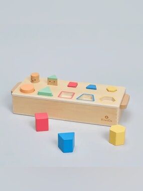 KiwiCo Pop-Up Shape Sorter Puzzle